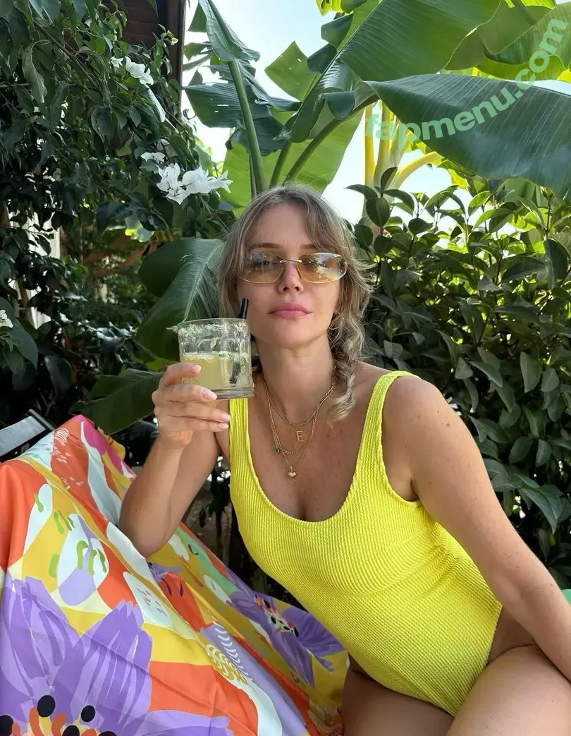 Turkish Girls nude photo #0766 (turkishgirlsarebeautiful)