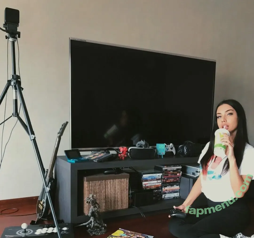 Turkish Girls nude photo #0823 (turkishgirlsarebeautiful)