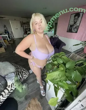 Tushy420 / Liat / Shycowluvr nude photo #0020
