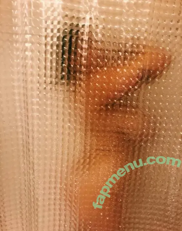 Tushy420 nude photo #0013 (Liat / Shycowluvr)