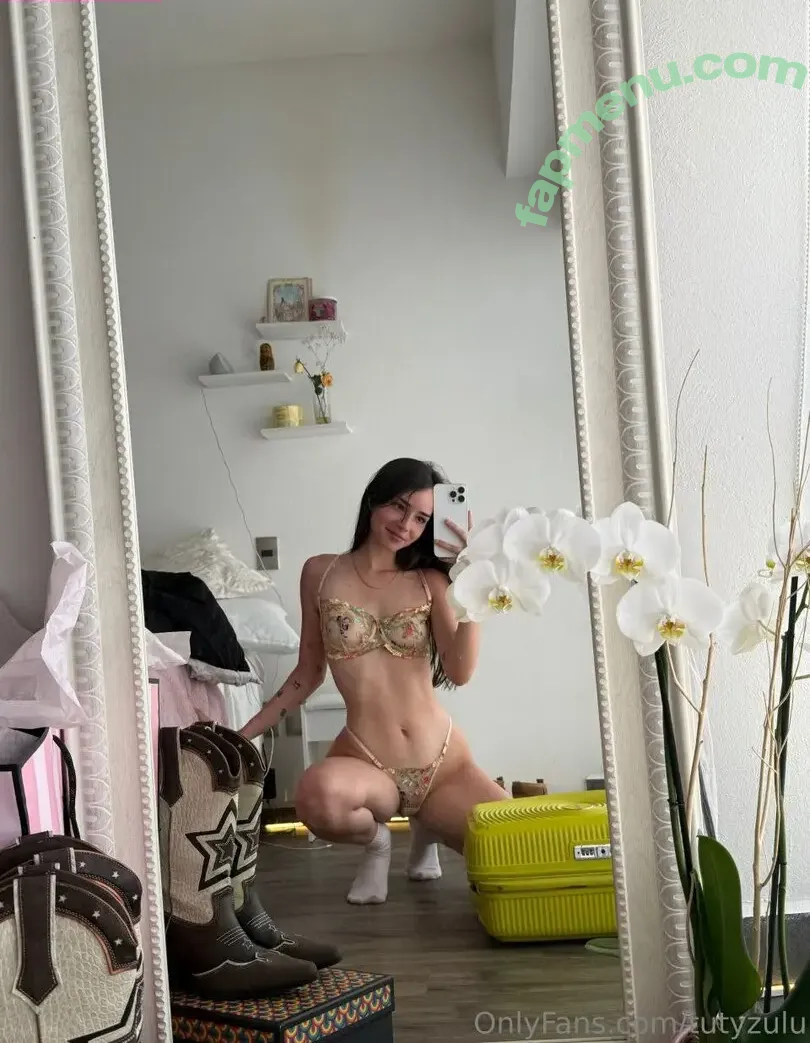 Tutyzulu nude photo #0004 (zuzusweet_official)