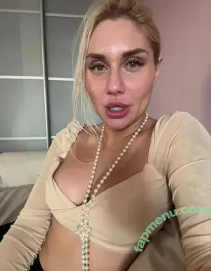 Tvoyasamka77 / DomSatany / MadamPautina / Tvoyasamka nude photo #0002
