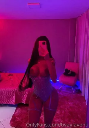 Twaylaventi / jiminswtener nude photo #0026