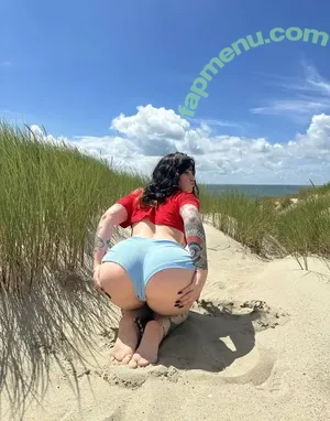 tweetylau / tweety.lau_ / tweetylauvip / yourgirlnextdoorlau nude photo #0016