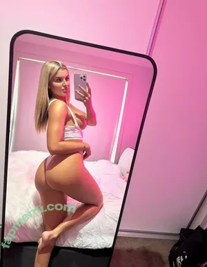 twerkariana / ariana / arianarose nude photo #0464