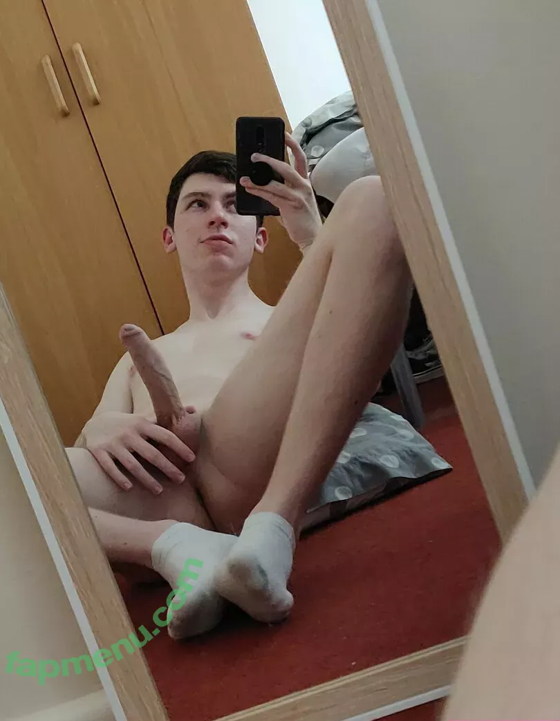 twink_max nude photo #0003 (twink_max)