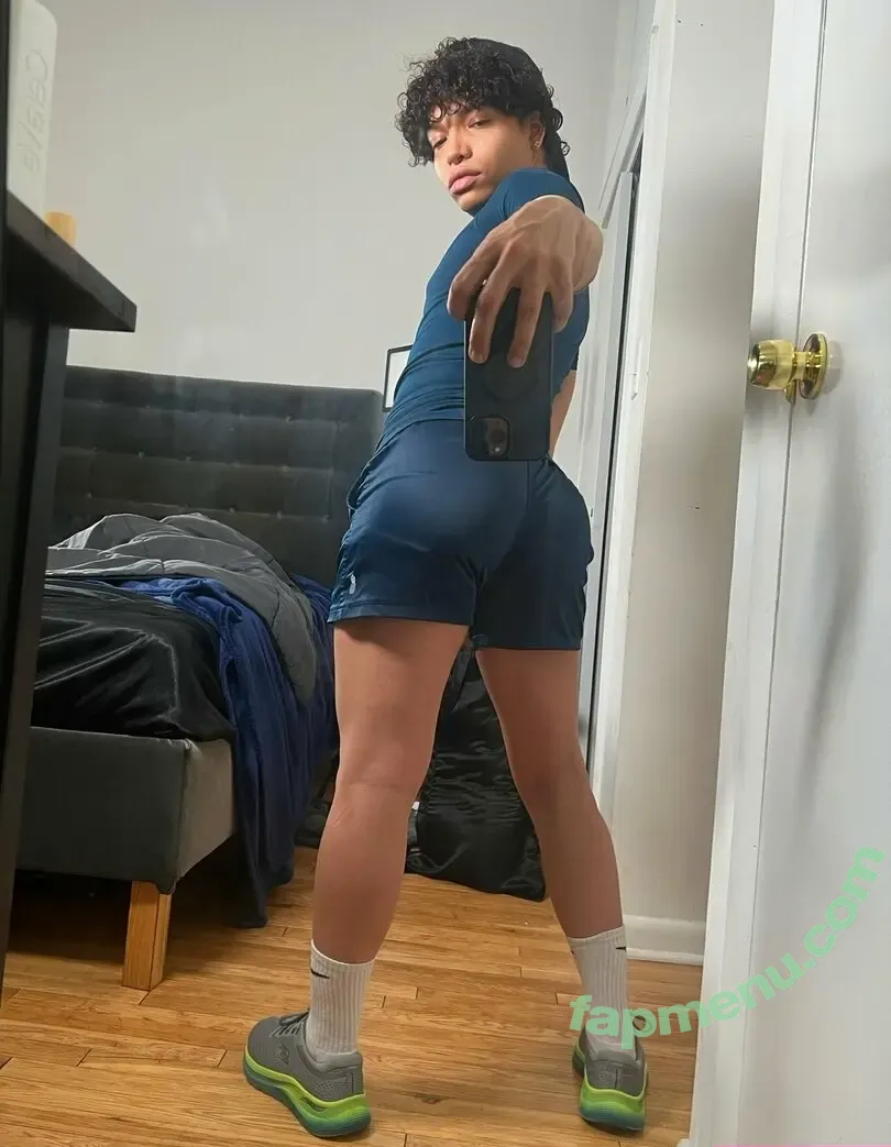 twinkbig9 nude photo #0024 (twinkbig9c)