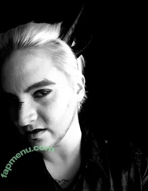 twinkleskeleton / twinkleskeletons nude photo #0002