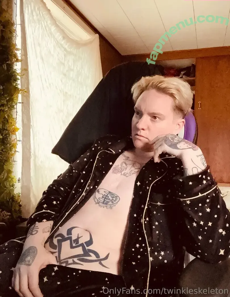 twinkleskeleton nude photo #0014 (twinkleskeletons)