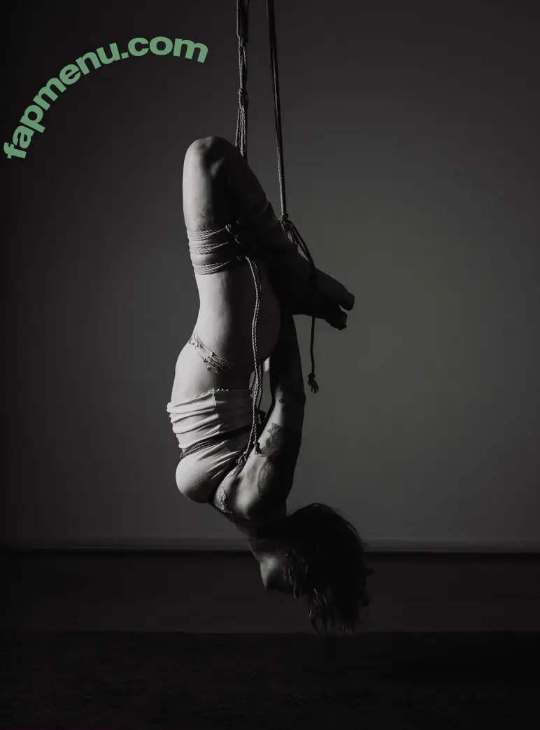 twisted.ilona nude photo #0005 (reel)