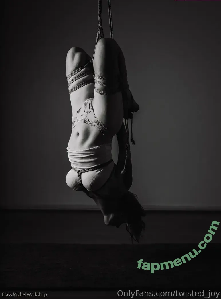 twisted.ilona nude photo #0008 (reel)
