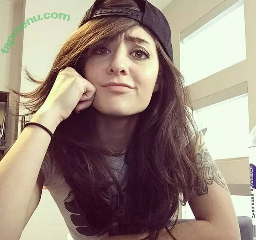 twomgovercsquared nude photo #0002 (twomgovercsquared)