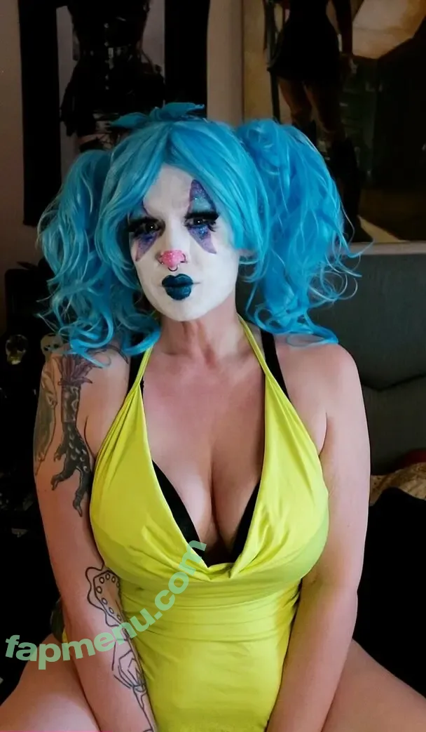 twotonguedtemptress nude photo #0025 (twotonguedtemptress)