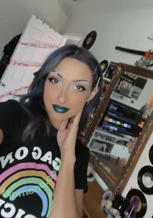 txrein / dallasgothgirl / gothgirlllclique / jade / liza jane nude photo #0005