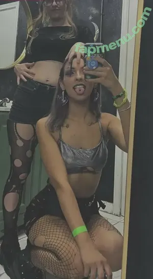 txrein / dallasgothgirl / gothgirlllclique / jade / liza jane nude photo #0006