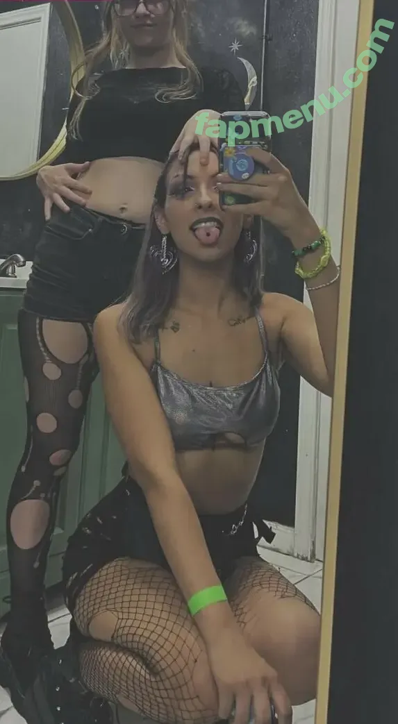 txrein nude photo #0006 (dallasgothgirl / gothgirlllclique / jade / liza jane)