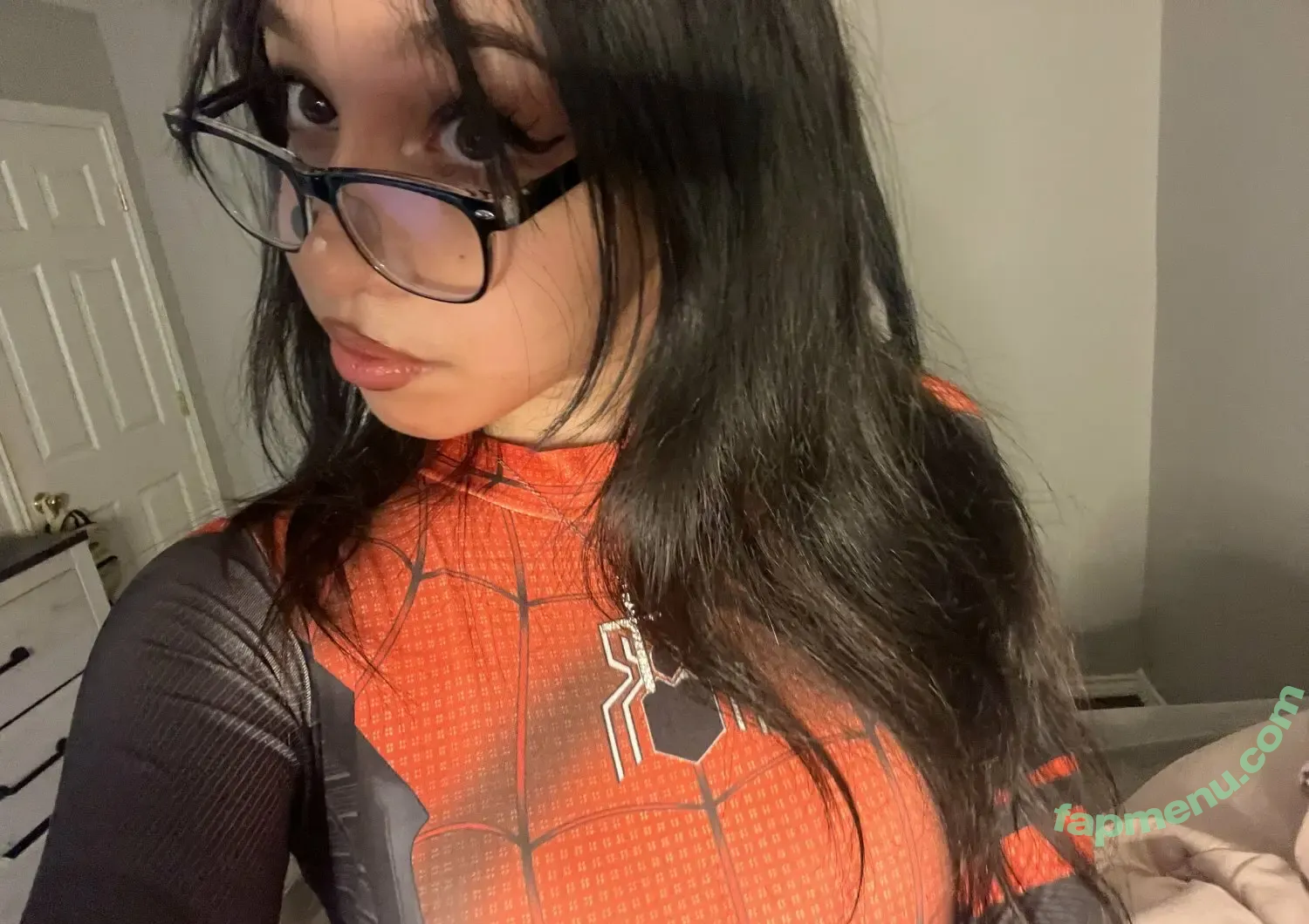 tykowh nude photo #0010 (tykowh)