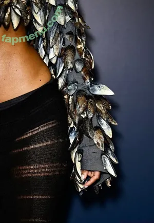 Tyla nude photo #0976