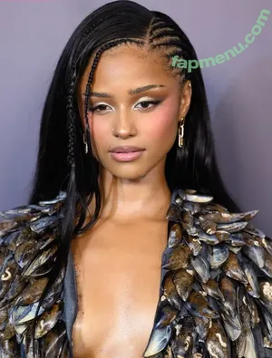 Tyla nude photo #0982