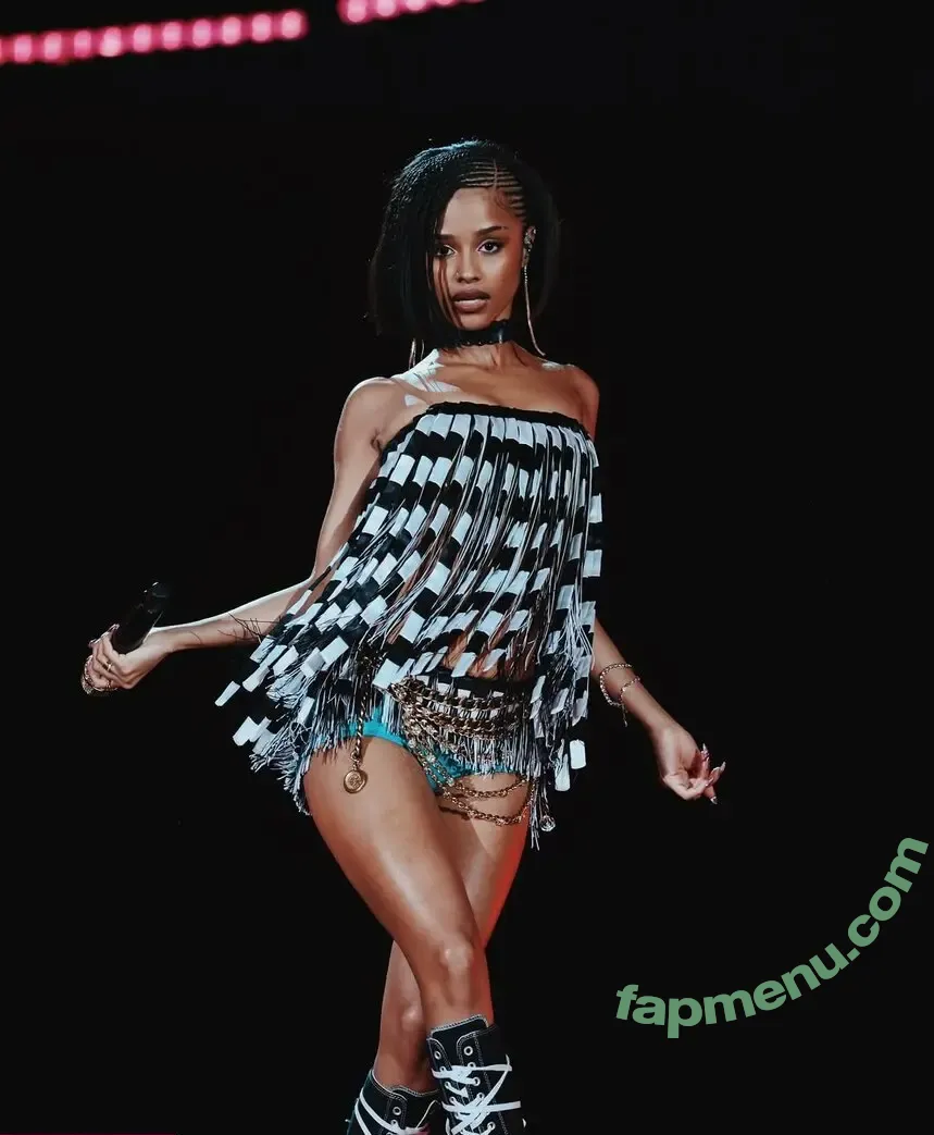 Tyla nude photo #0927 (Tyla)