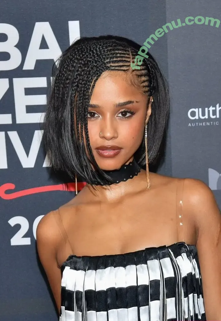 Tyla nude photo #0933 (Tyla)