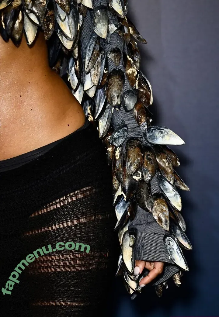 Tyla nude photo #0975 (Tyla)