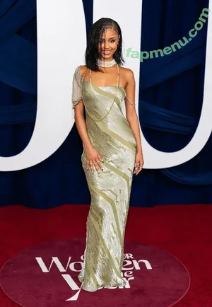 Tyla nude photo #1035