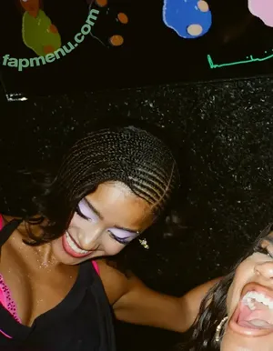 Tyla nude photo #1068