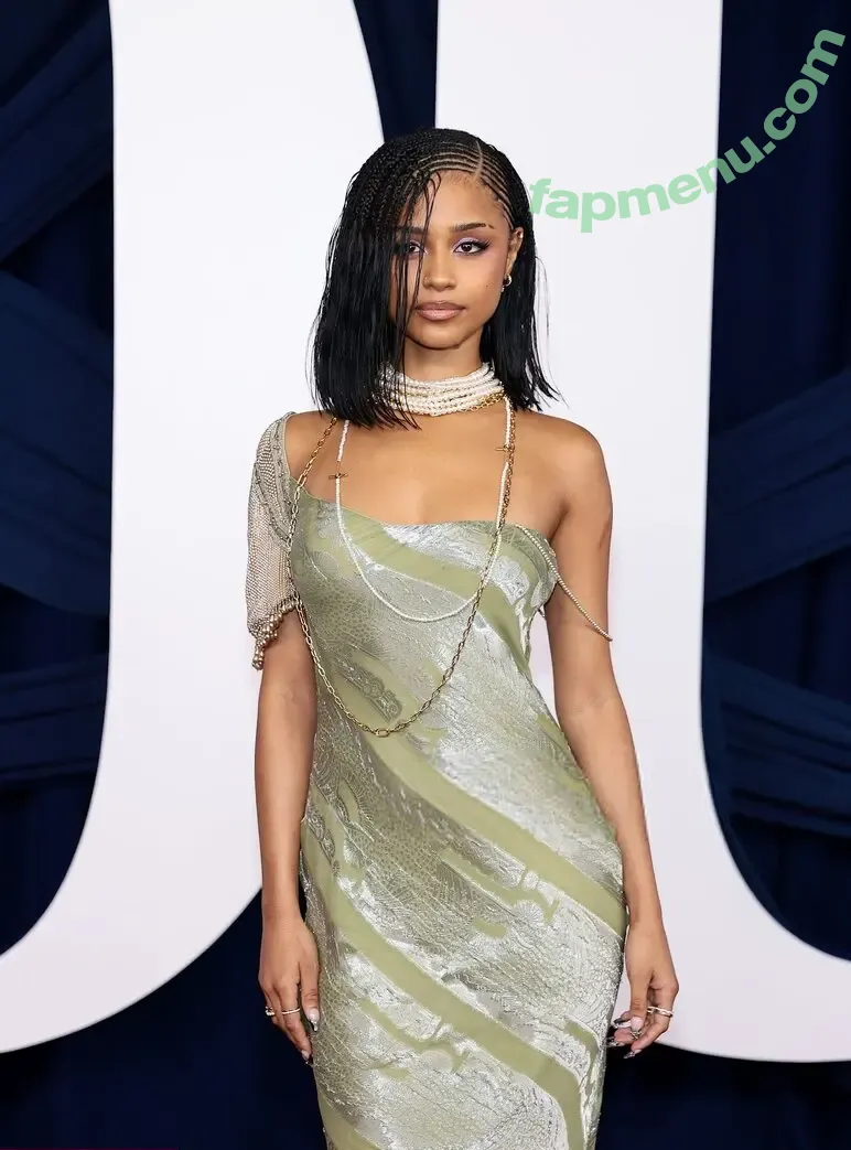 Tyla nude photo #1014 (Tyla)