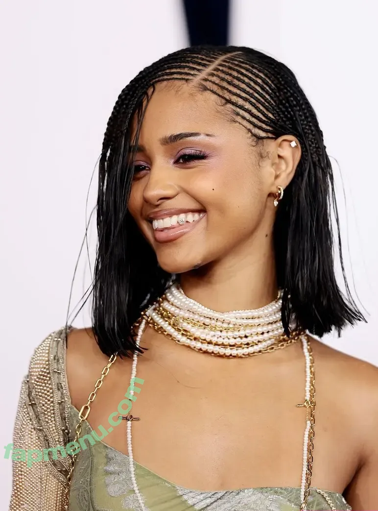 Tyla nude photo #1042 (Tyla)