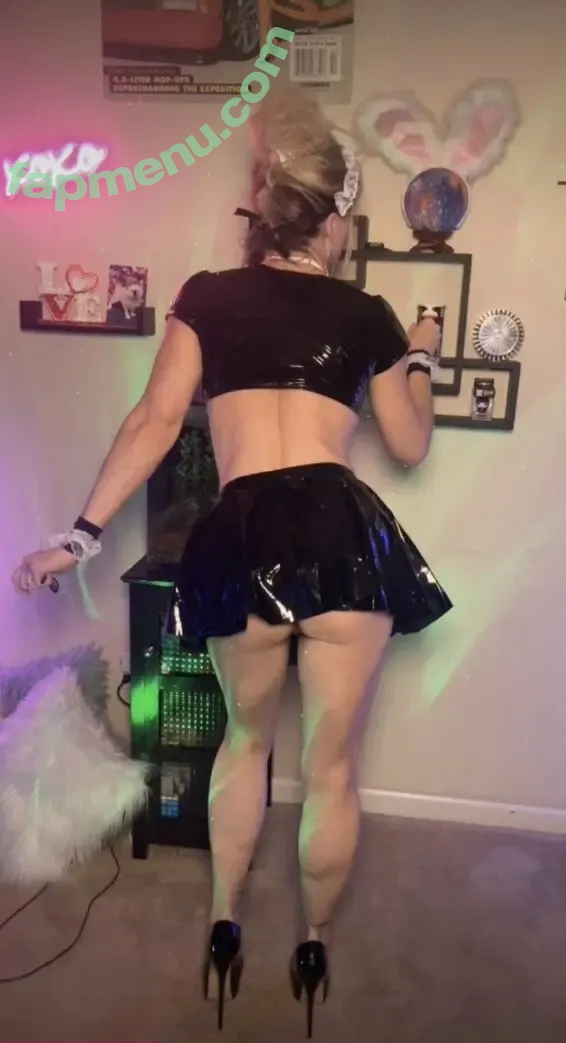 Tylene Buck nude photo #2174 (Major Gunns / TyleneBuckXXX / thetylenebuck / tylene__buck)