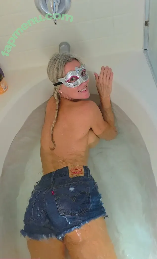 tylergirl20 nude photo #0019 (tylergirl2000)