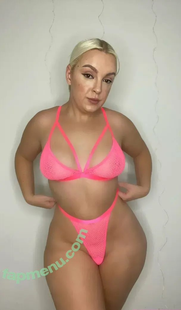 tynnillerobinson nude photo #0347 (itstynnille_)