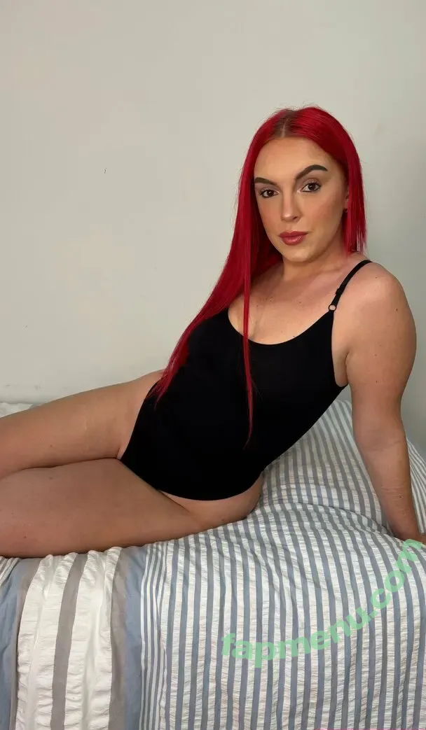 tynnillerobinson nude photo #0681 (itstynnille_)