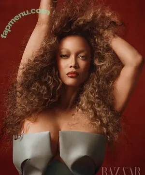 Tyra Banks / tyrabanks nude photo #0342