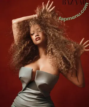 Tyra Banks / tyrabanks nude photo #0345