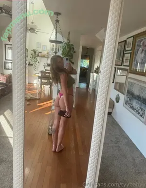  nude photo #0010