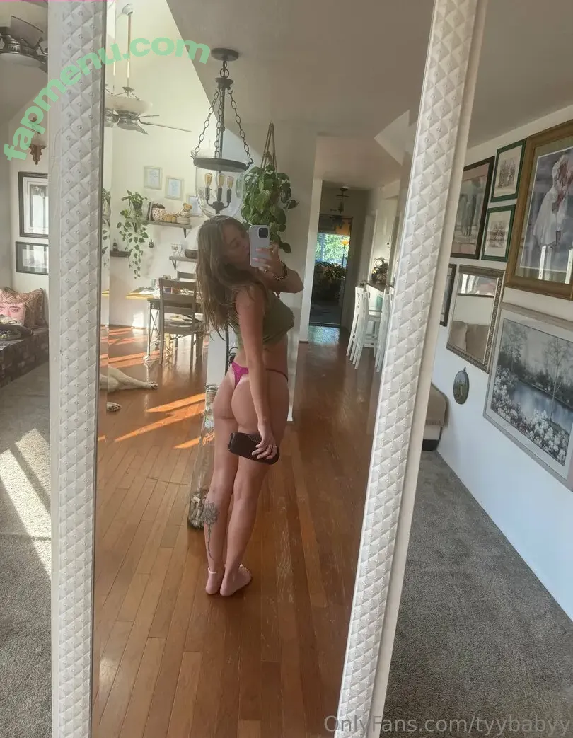 tyybabyy nude photo #0010 (tyybabyy)