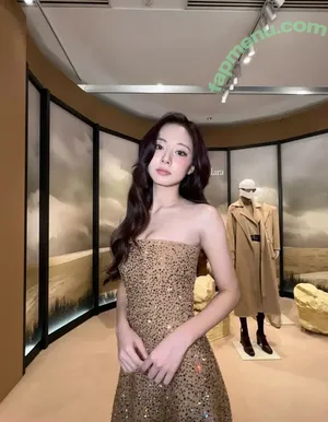 Tzuyu / Chiu Chú-jû | Twice / thinkaboutzu nude photo #0164