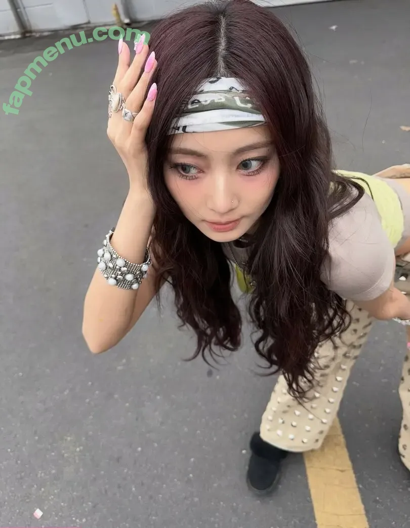 Tzuyu nude photo #0098 (Chiu Chú-jû | Twice / thinkaboutzu)