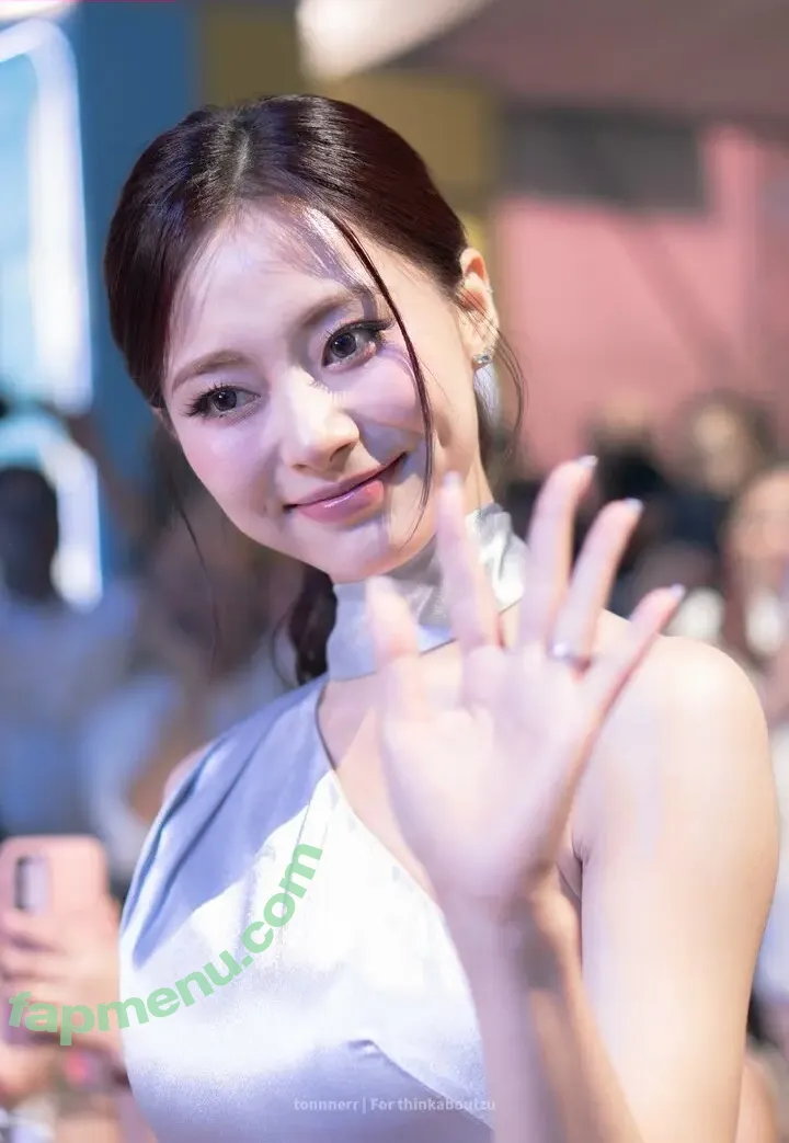 Tzuyu nude photo #0105 (Chiu Chú-jû | Twice / thinkaboutzu)