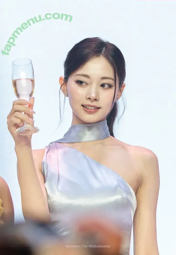 Tzuyu nude photo #0109 (Chiu Chú-jû | Twice / thinkaboutzu)