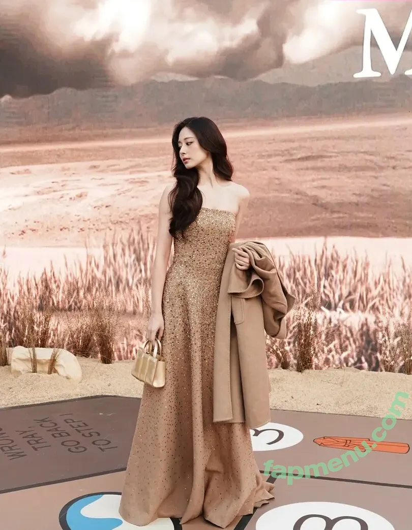 Tzuyu nude photo #0162 (Chiu Chú-jû | Twice / thinkaboutzu)