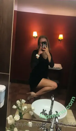  nude photo #0001