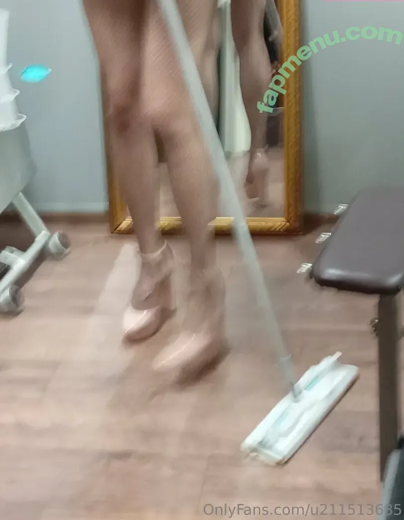 u211513685 nude photo #0003 (u211513685)