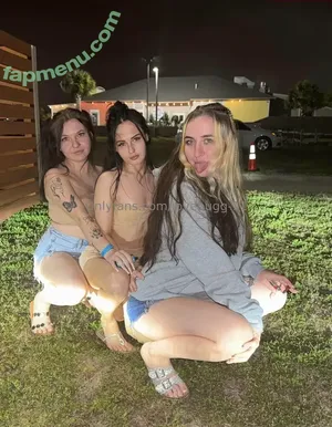  nude photo #0002