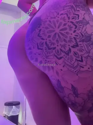  nude photo #0002