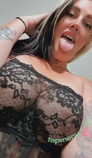  nude photo #0004