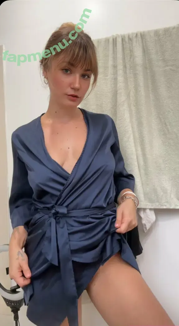 u301261619 nude photo #0090 (u301261619)