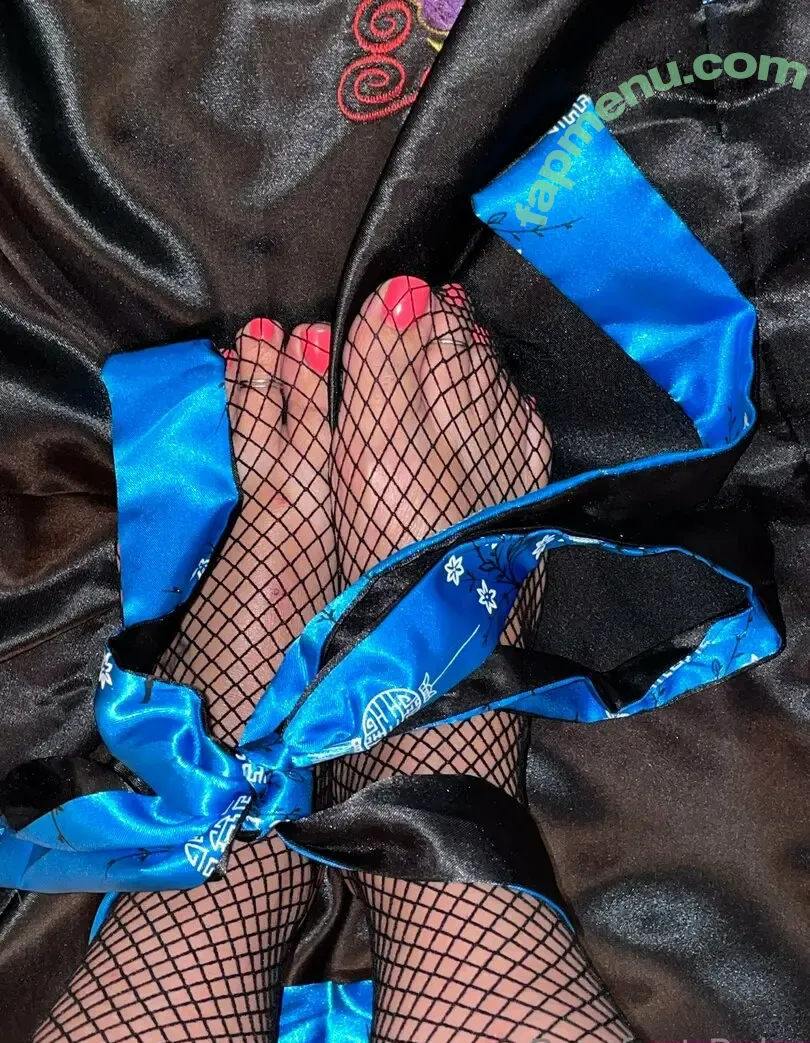 u332434757 nude photo #0024 (u332434757)